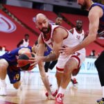 «Λύγισε» με μεγάλη… μάχη και διαιτησία.. ο Ολυμπιακός!