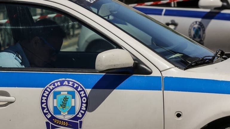 Χανιά: Συνελήφθη άνδρας που επιτέθηκε σε ζευγάρι τουριστών και τους έκλεψε
