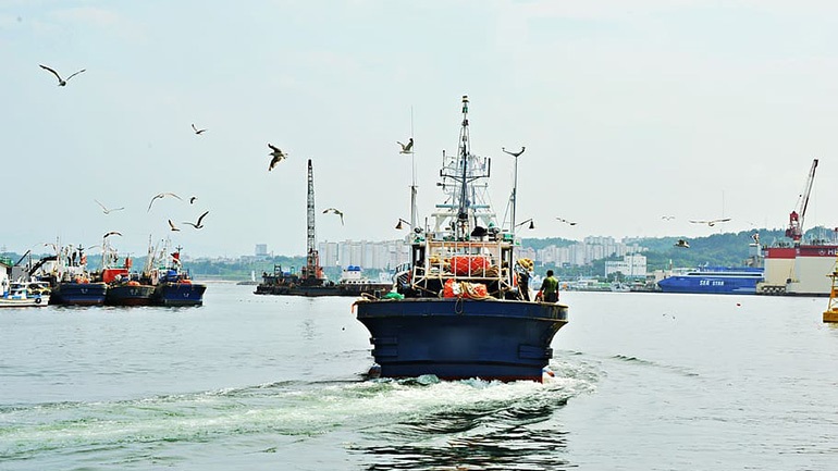 «Βαθαίνει» η διαμάχη για τα αλιευτικά δικαιώματα μετά το Brexit – Η Γαλλία κατέσχεσε ένα βρετανικό αλιευτικό