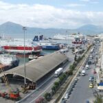 Βελτιωμένη η εικόνα της φωτιάς σε ελλιμενισμένο πλοίο στο νέο λιμάνι της Πάτρας