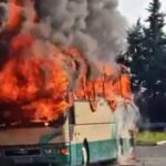 Καβάλα: Στις φλόγες λεωφορείο του ΚΤΕΛ