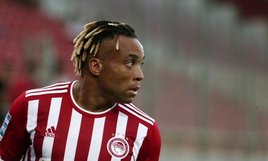 Χωρίς Κούντε και Καρμπόβνικ με ΑΕΚ ο Ολυμπιακός