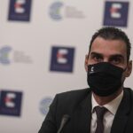 Στους 3 μήνες η τρίτη δόση του εμβολίου κατά της Covid