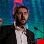 Εκλογές ΚΙΝΑΛ: Σαρωτική επικράτηση Νίκου Ανδρουλάκη – Συγχαρητήριο τηλεφώνημα από Παπανδρέου