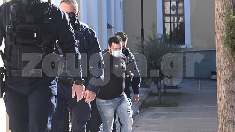 Στον εισαγγελέα ο 34χρονος που κρατούσε όμηρο την πρώην σύντροφο του