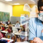 Από τις 7:00 το πρωί της Δευτέρας η διάθεση των self test στα σχολεία