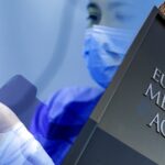 «Κόκκινη κάρτα» από τον ΕΜΑ για τέταρτη δόση