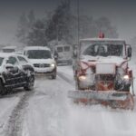 Παρέλυσε η Αττική από τα χιόνια