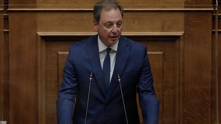 To παρασκήνιο της καρατόμησης του Σπήλιου Λιβανού