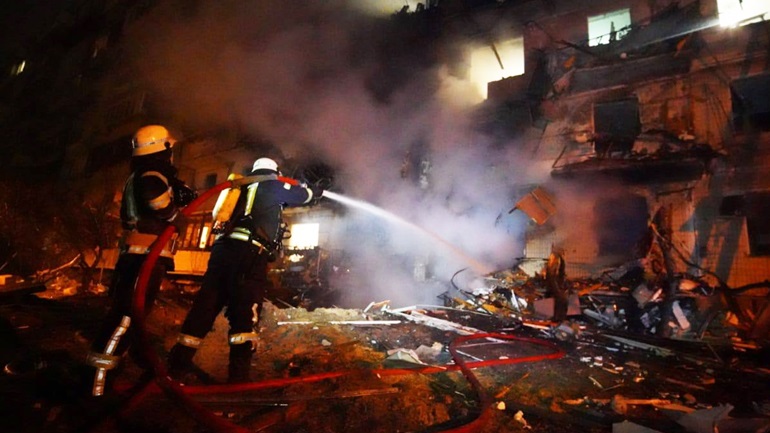 Συνεχείς εκρήξεις ακούγονται στο Κίεβο