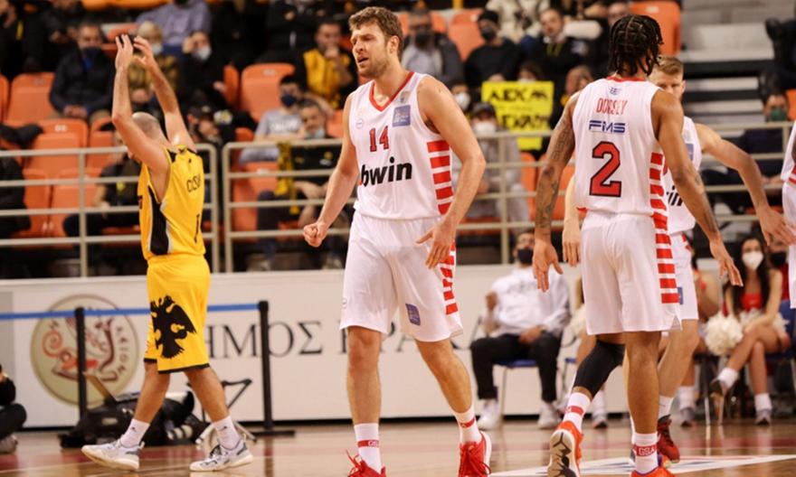 Βεζένκοφ και Παπανικολάου έστειλαν στον τελικό τον… ασόβαρο Ολυμπιακό!