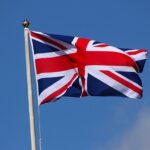 Το Λονδίνο επιβάλλει κυρώσεις στη ρωσική χαλυβουργία Evraz