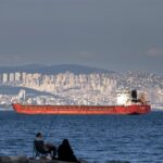 Ρωσικό πλοίο με στρατιωτικό φορτίο υπό κράτηση στην Ινδία