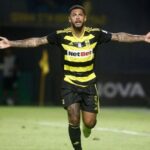 Τελείωσε τη δουλειά με δεύτερη νίκη και πρωταγωνιστή Γκρέι ο Άρης