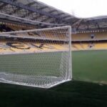 Μπήκαν και τα δίχτυα στις εστίες της «Opap Arena»