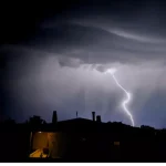 Έκτακτα καιρικά φαινόμενα: Μήνυμα από το 112 σε αρκετές περιοχές της Δυτικής Ελλάδας