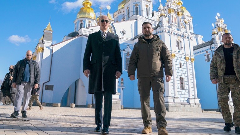 «Στο πλευρό σας για όσο χρειαστεί»