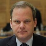 Ο Μητσοτάκης επιβεβαίωσε την υποψηφιότητα του Καραμανλή στις εκλογές