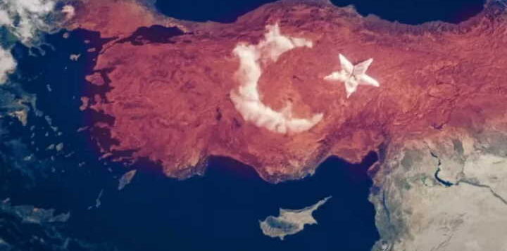 Απίστευτη πρόκληση Ερντογάν: Εμφανίζει σε προεκλογικό σποτ ως εδάφη της Τουρκίας Δυτική Θράκη και ελληνικά νησιά