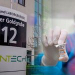 Οι πρώτες αγωγές για τα εμβόλια κατά του κορωνοϊού