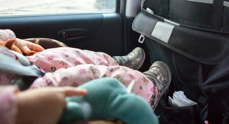 Πάτρα: Μωράκι 15 μηνών κλειδώθηκε κατά λάθος στο αυτοκίνητο – Επιχείρηση της Πυροσβεστικής για τον απεγκλωβισμό του