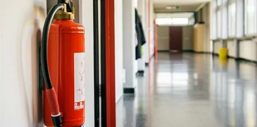 Πάτρα: Εισαγγελική παρέμβαση σε σχολεία – Η Πυροσβεστική «καρφώνει» το Δήμο για την Πυρασφάλεια