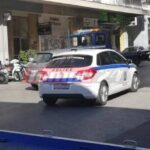 ΠΑΤΡΑ – ΤΩΡΑ: Σφοδρή σύγκρουση και το ένα ΙΧ “καρφώθηκε” στον τοίχο – ΦΩΤΟ ΚΑΙ ΒΙΝΤΕΟ