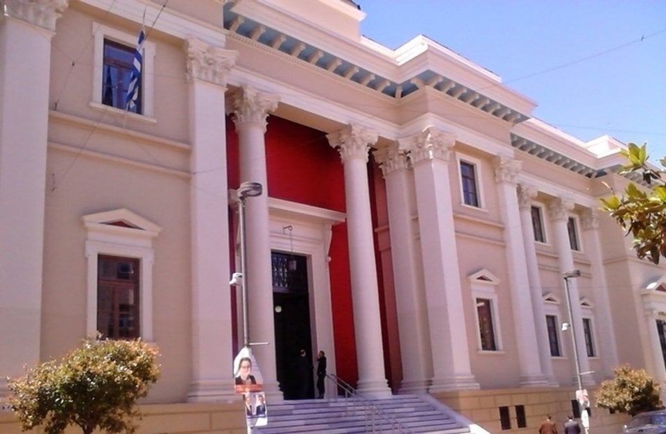 ΔΙΚΑΣΤΗΡΙΑ ΠΑΤΡΑΣ: Είχε φυτεύσει 200 δενδρύλια χασίς αλλά… τον έκριναν “ερασιτέχνη”! ΦΩΤΟ