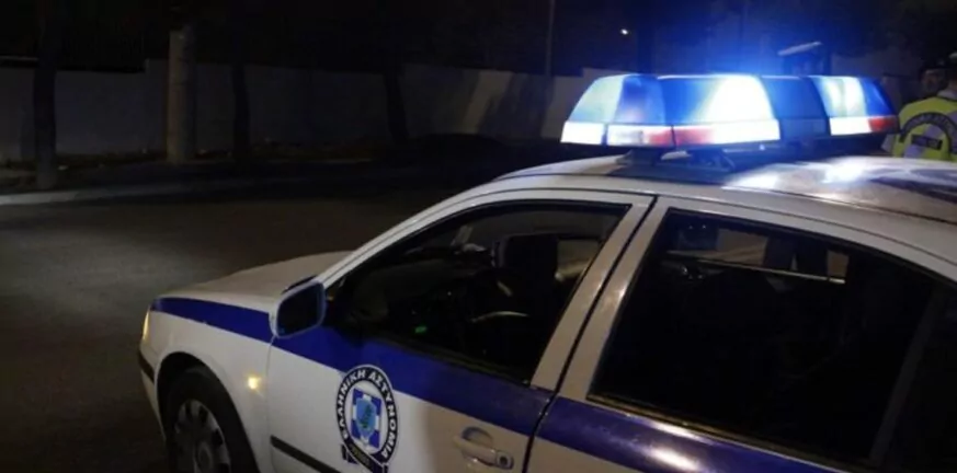 Αχαΐα: Εδεσαν με αλυσίδες και φίμωσαν ιδιοκτήτη καφενείου – Επίθεση από κουκουλοφόρους!