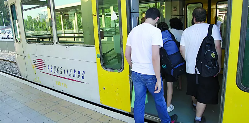 Πάτρα – Τρένο Προαστιακού: Οι επιβάτες έστειλαν μήνυμα στους αρμόδιους