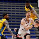 Ο Θρύλος που αντιστέκεται, ο Θρύλος που επιμένει