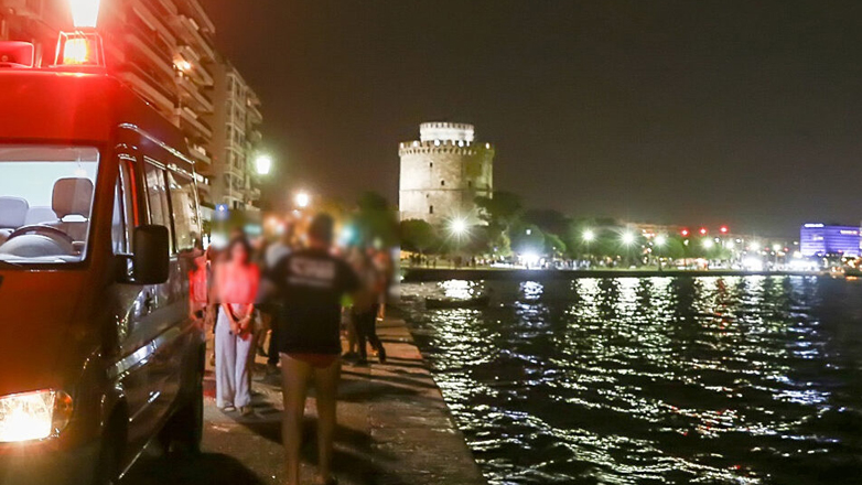 Θρίλερ στη Θεσσαλονίκη: Σορός επέπλεε στον Θερμαϊκό μπροστά από τον Λευκό Πύργο